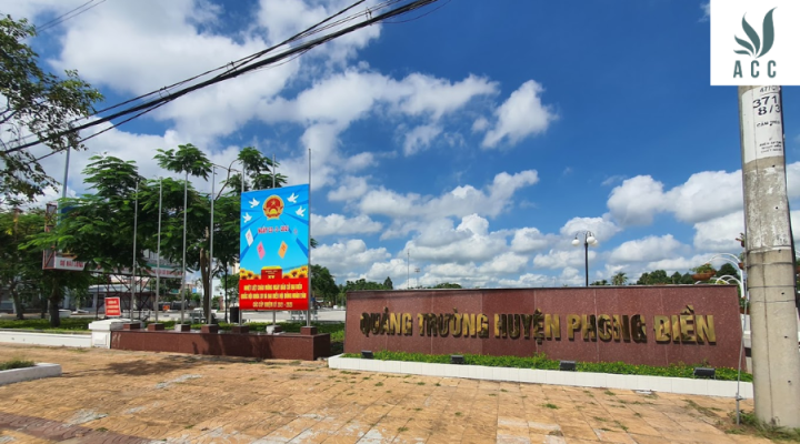 Quảng trường Huyện Phong Điền